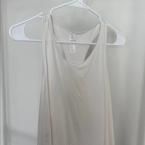 SPANX Razorback Tank - Picture 2 of 3